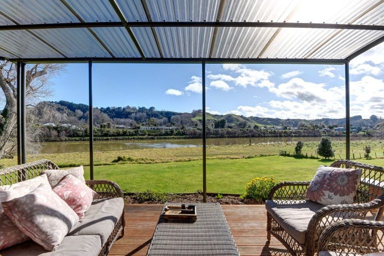 Photo of property in 39 Riverbank Road, Okoia, Whanganui, 4573