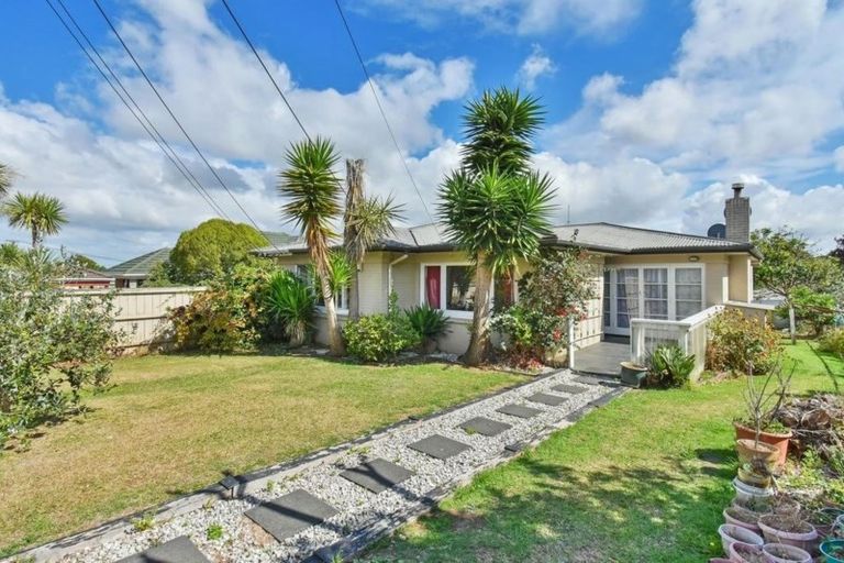 Photo of property in 1/14 Fairview Road, Papatoetoe, Auckland, 2025