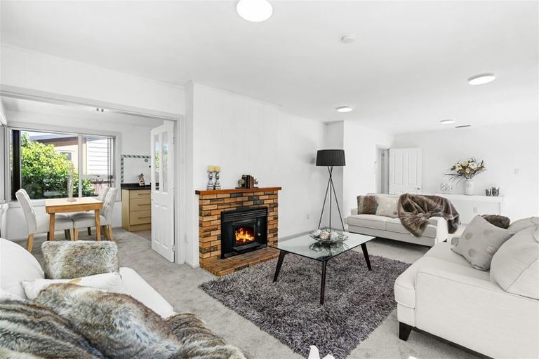 Photo of property in 3 Blankney Street, Hornby, Christchurch, 8042