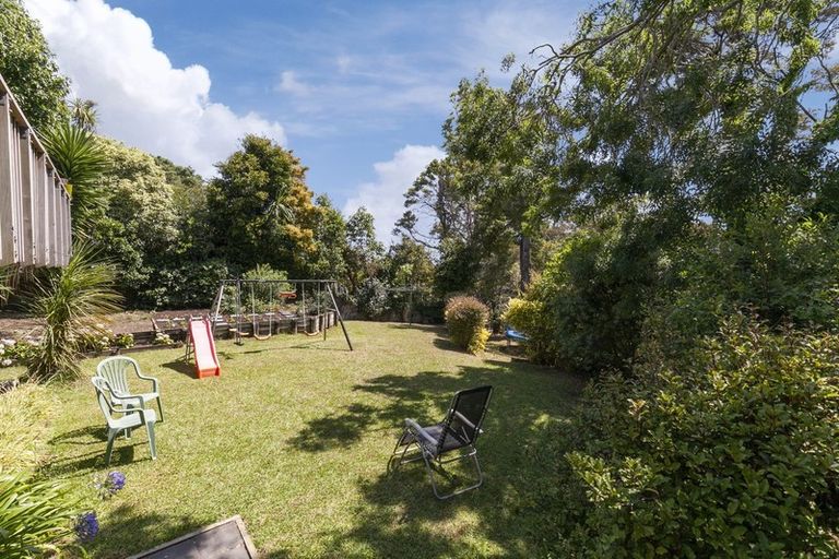 Photo of property in 41 Valley View Road, Glenfield, Auckland, 0629
