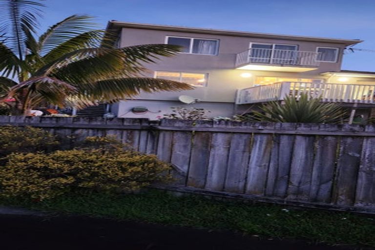 Photo of property in 8 Kylie Court, Clover Park, Auckland, 2019