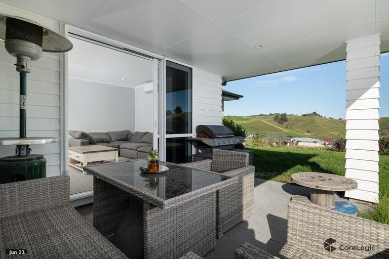 Photo of property in 17 Moira Close, Welcome Bay, Tauranga, 3175