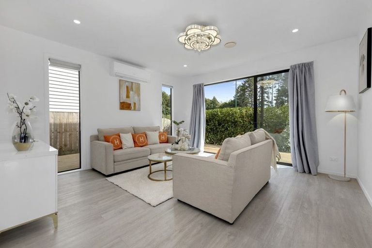 Photo of property in 9 Skanda Crescent, Flat Bush, Auckland, 2019