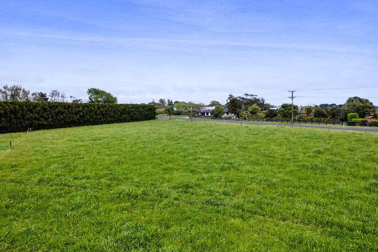 Photo of property in 84 Airport Drive, New Plymouth Airport, New Plymouth, 4373