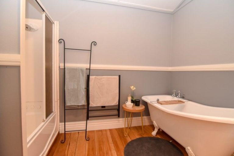 Photo of property in 5 Clifton Avenue, Carterton, 5713