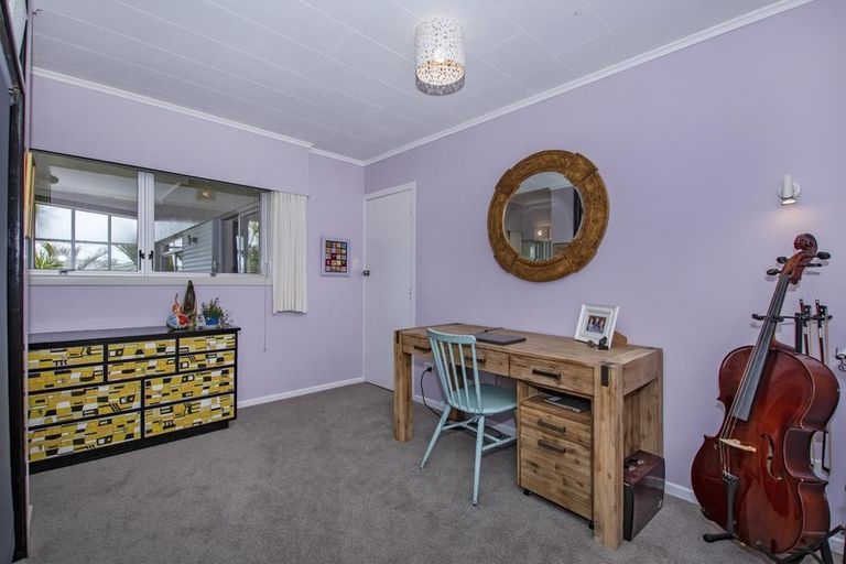Photo of property in 3 Lincoln Place, Te Kamo, Whangarei, 0112