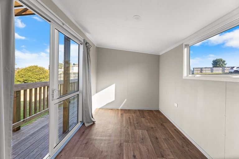 Photo of property in 54a Mclarin Road, Glenbrook, 2681