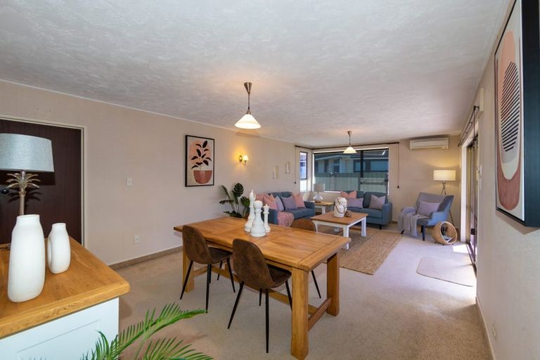 Photo of property in 2/311 Ikanui Road, Frimley, Hastings, 4120