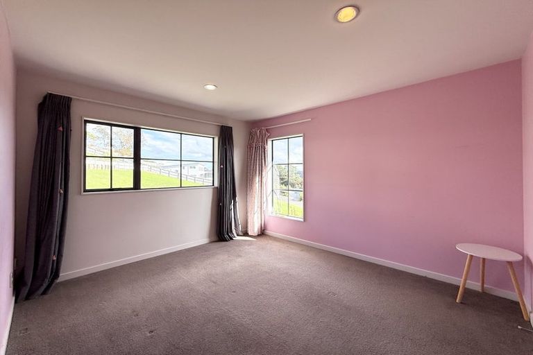 Photo of property in 46 Bur Oak Terrace, Schnapper Rock, Auckland, 0632