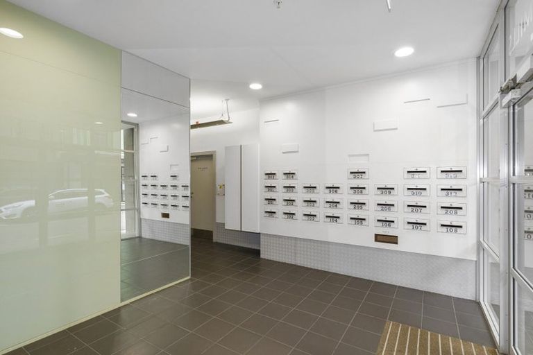 Photo of property in Croxley Mill Apartments, 205/33 Frederick Street, Te Aro, Wellington, 6011