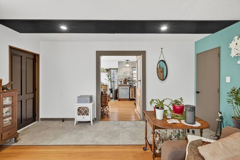 Photo of property in 2/44 Shakespeare Road, Waltham, Christchurch, 8023
