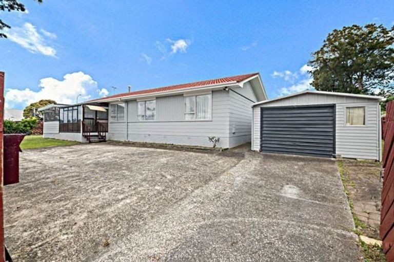 Photo of property in 29 Sandrine Avenue, Clover Park, Auckland, 2019
