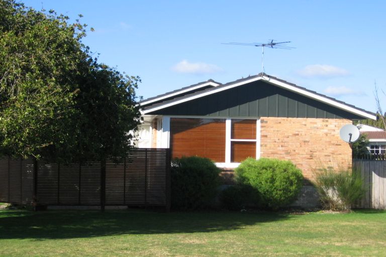 Photo of property in 12 Keeney Court, Papakura, 2110