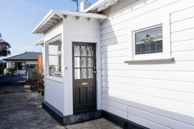 Photo of property in 15 East Avenue, Saint Kilda, Dunedin, 9012