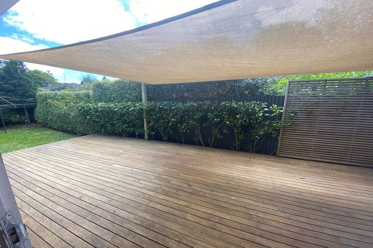 Photo of property in 1/14 Roberts Road, Te Atatu South, Auckland, 0610