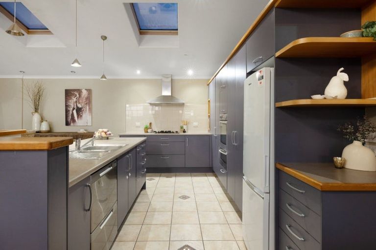 Photo of property in 12 Hazelnut Way, Bellevue, Tauranga, 3110