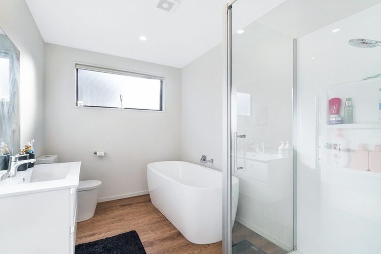 Photo of property in 3 Mount Creighton Crescent, Wanaka, 9305