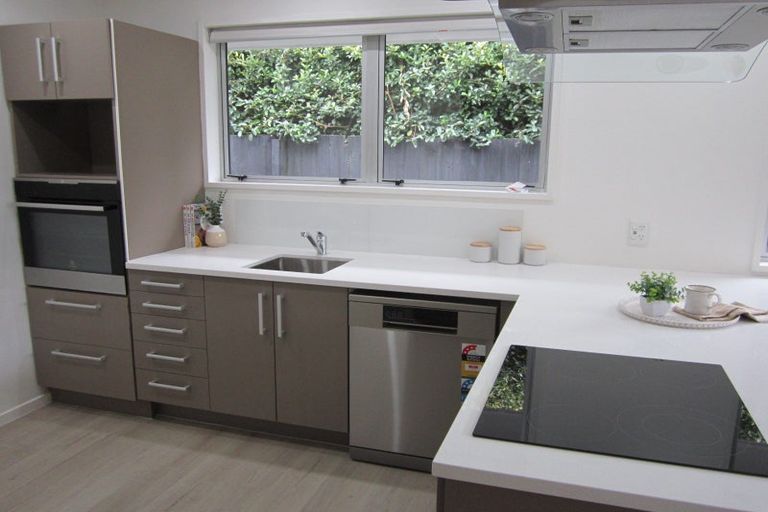 Photo of property in 1/24 Toorak Avenue, Avonhead, Christchurch, 8042