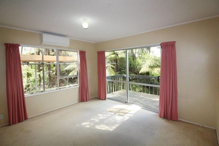 Photo of property in 3/42 Manuka Road, Glenfield, Auckland, 0629