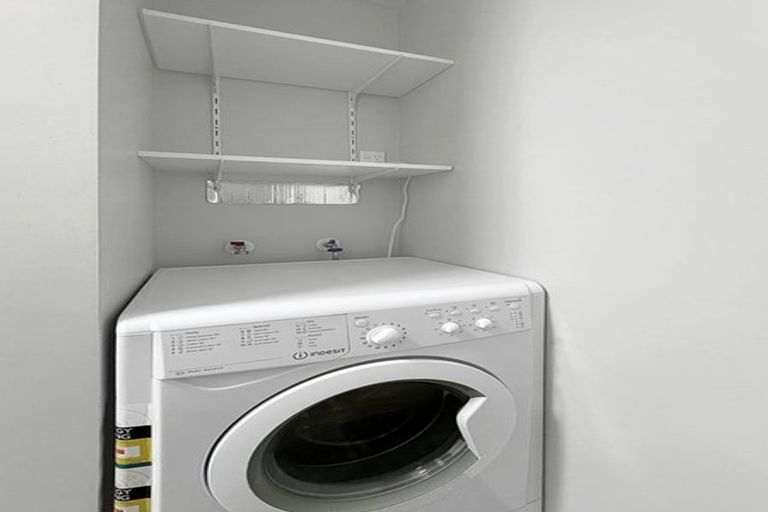 Photo of property in Masina Apartments, 204/80u Riddiford Street, Newtown, Wellington, 6021