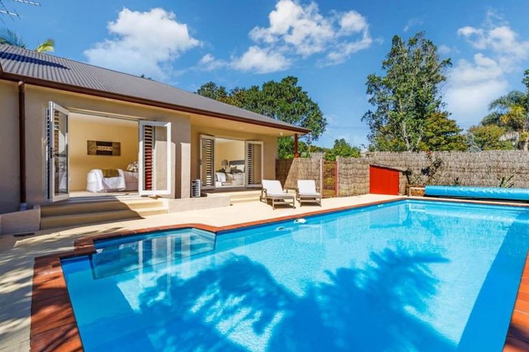 Photo of property in 10 Landing Drive, Albany, Auckland, 0632