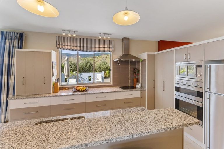 Photo of property in 24 Highfield Grove, Richmond, 7020