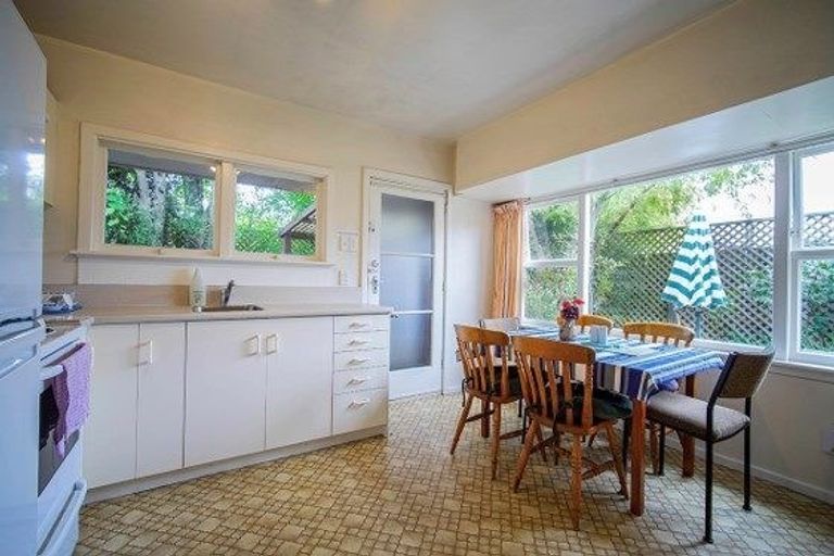 Photo of property in 7 Kipax Place, Riccarton, Christchurch, 8011