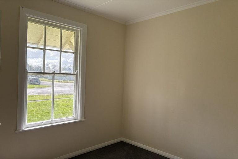 Photo of property in 12 Richardson Street, Woodville, 4920