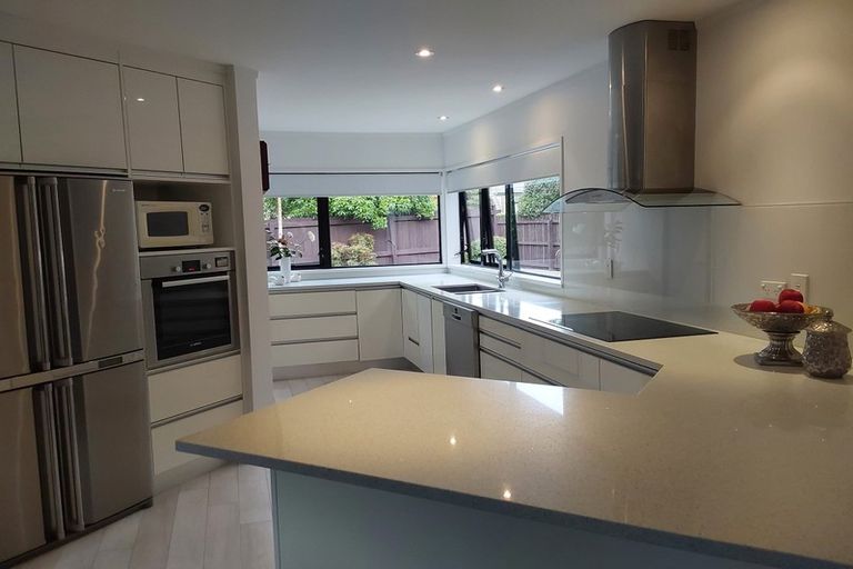 Photo of property in 27 Delamare Road, St Andrews, Hamilton, 3200
