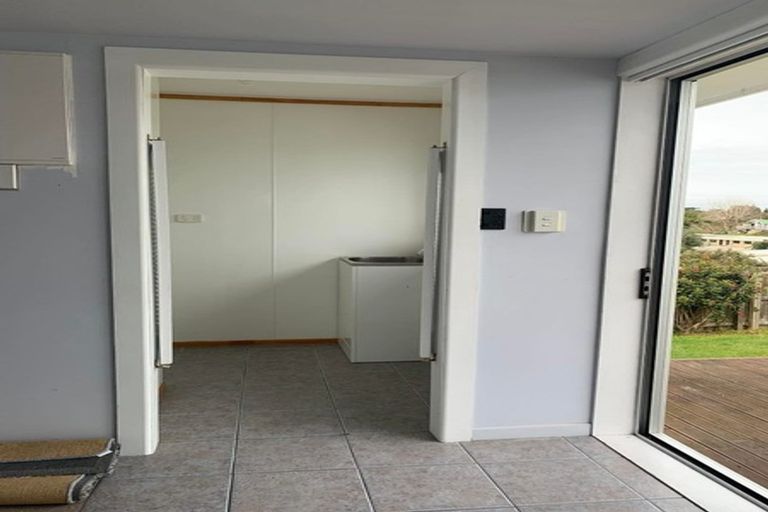 Photo of property in 49 Beaumonts Way, Manurewa, Auckland, 2102