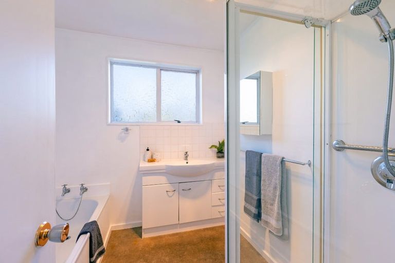 Photo of property in 42b Delaware Crescent, Russley, Christchurch, 8042