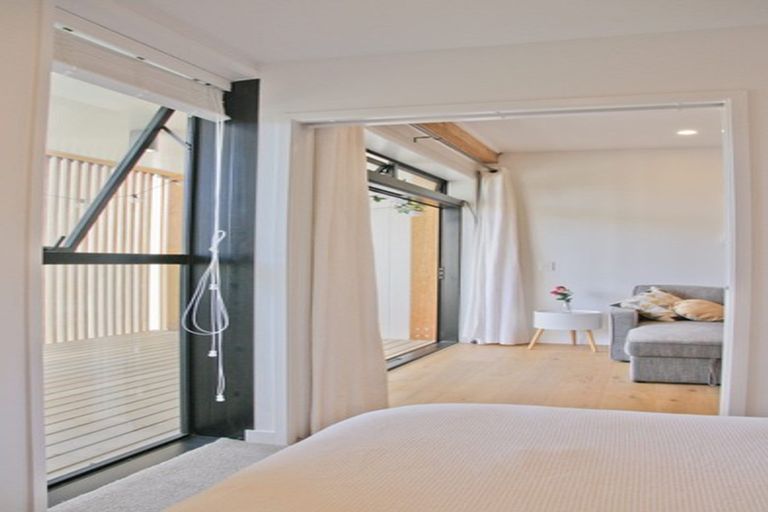 Photo of property in 6/167 Hobsonville Point Road, Hobsonville, Auckland, 0616