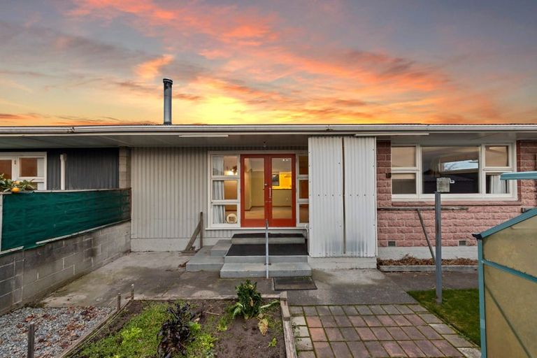 Photo of property in 2/38 Witham Street, Hornby, Christchurch, 8042