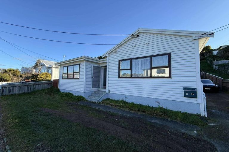Photo of property in 8 Phillip Street, Johnsonville, Wellington, 6037
