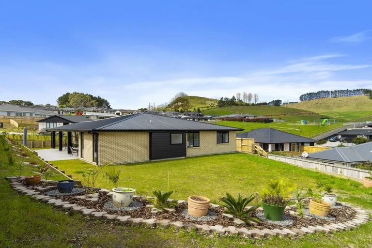 Photo of property in 3 Moira Close, Welcome Bay, Tauranga, 3175