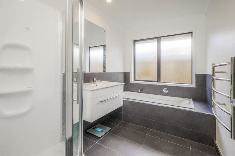 Photo of property in 5 Matawai Puna Drive, Pukekohe, 2120