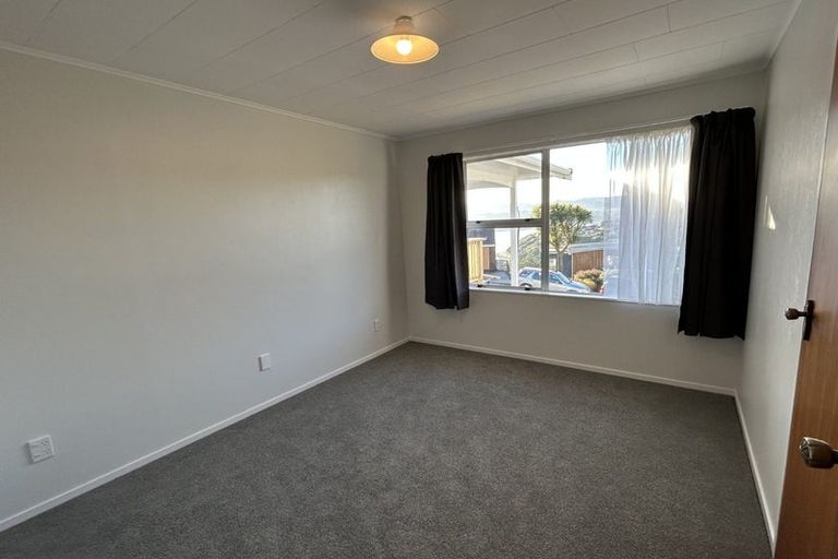 Photo of property in 15 The Anchorage, Whitby, Porirua, 5024