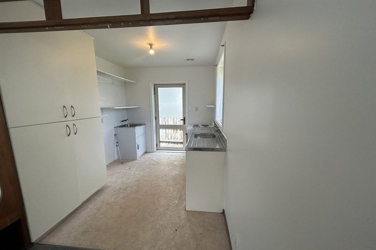Photo of property in 4 Whitmore Street, Edgeware, Christchurch, 8013