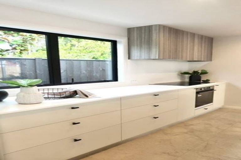 Photo of property in 76 Slacks Road, Awapuni, Palmerston North, 4412