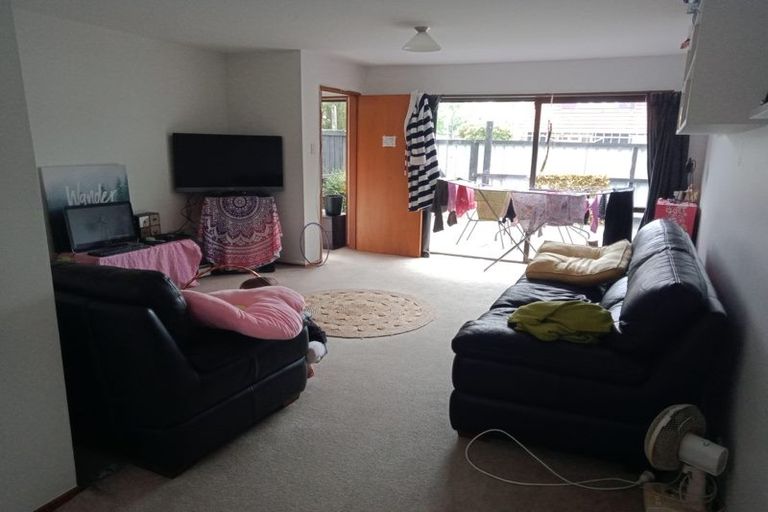 Photo of property in 2/2 Canon Street, St Albans, Christchurch, 8014