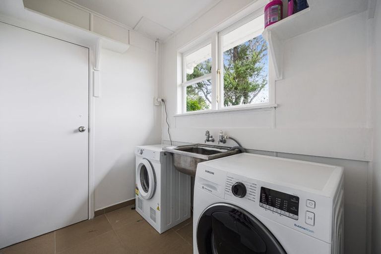 Photo of property in 36a Silverstone Place, Henderson, Auckland, 0612