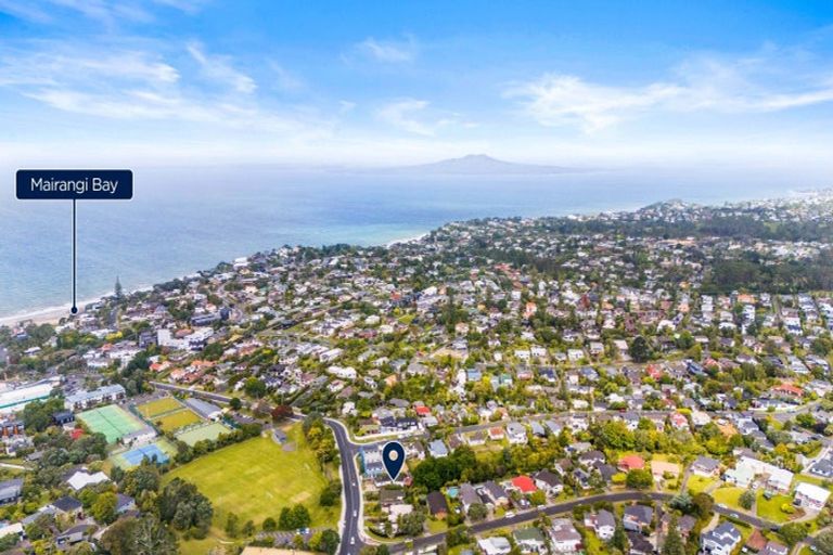 Photo of property in 42 Ramsgate Terrace, Mairangi Bay, Auckland, 0630