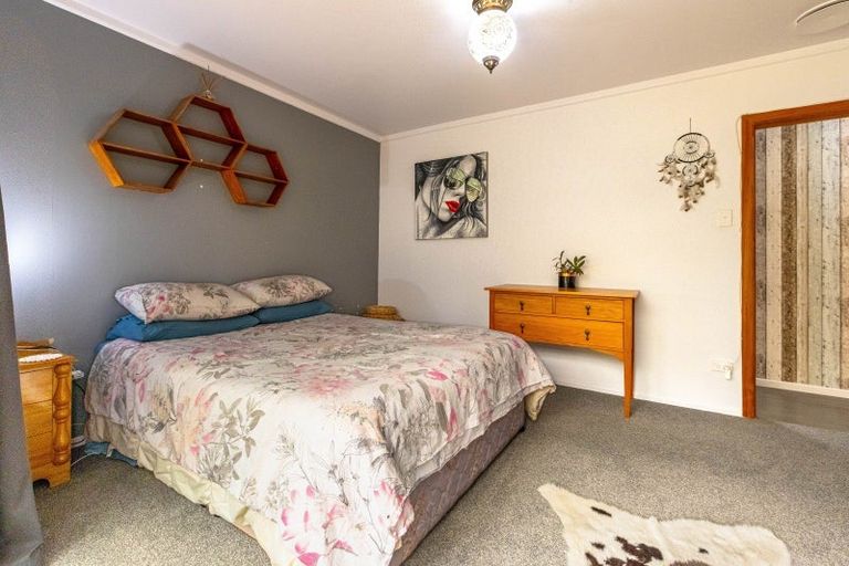 Photo of property in 37 Rochfort Street, Otane, 4202