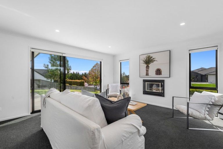 Photo of property in 4 Flounder Drive, Omokoroa, 3114