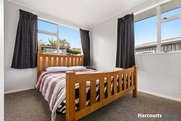 Photo of property in 77 Marshall Avenue, Richmond Heights, Taupo, 3330