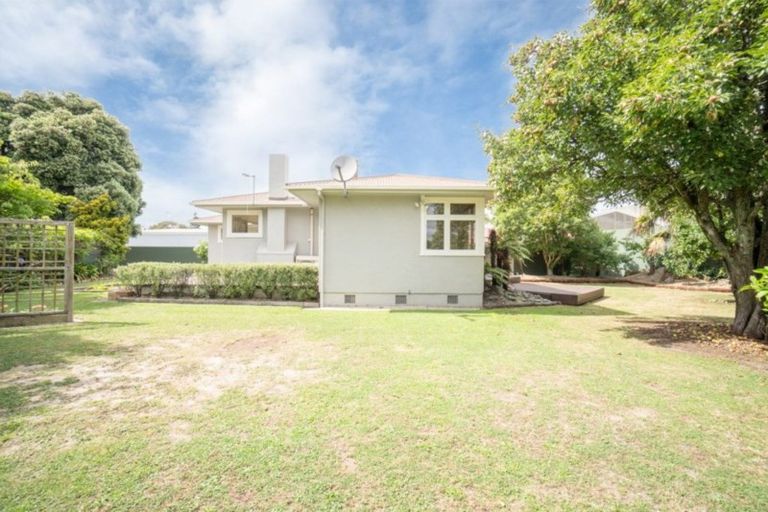 Photo of property in 4 Milson Line, Roslyn, Palmerston North, 4414