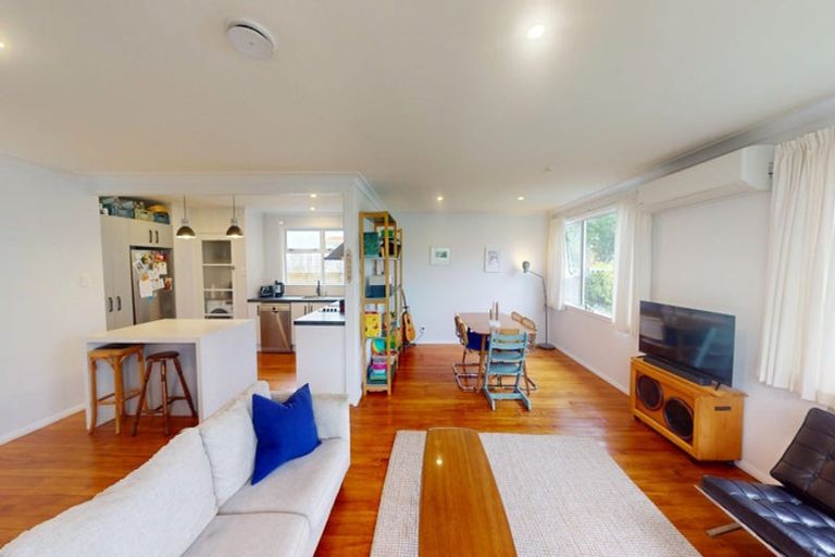 Photo of property in 9a Saint Leonard Street, Saint Johns Hill, Whanganui, 4501