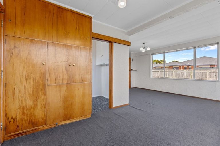 Photo of property in 1/378 Devon Street East, Strandon, New Plymouth, 4312