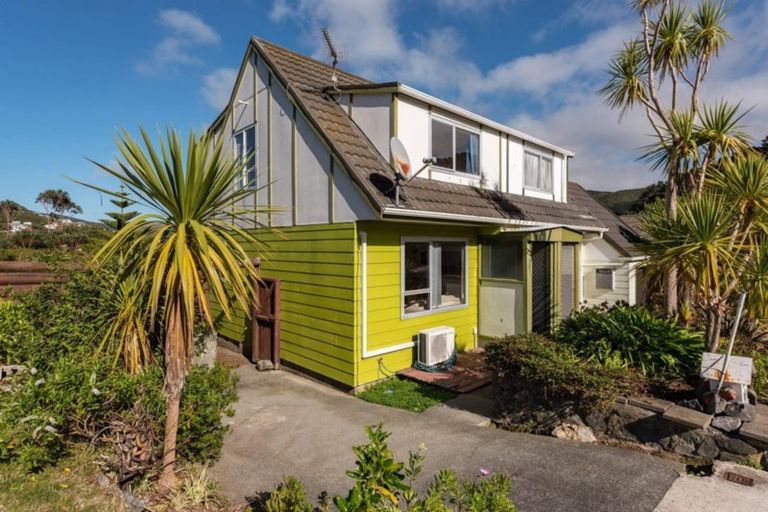 Photo of property in 38b Percy Dyett Drive, Karori, Wellington, 6012