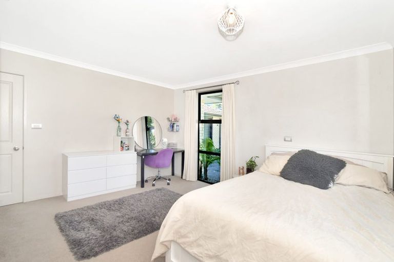 Photo of property in 1 Teal Place, Pyes Pa, Tauranga, 3112